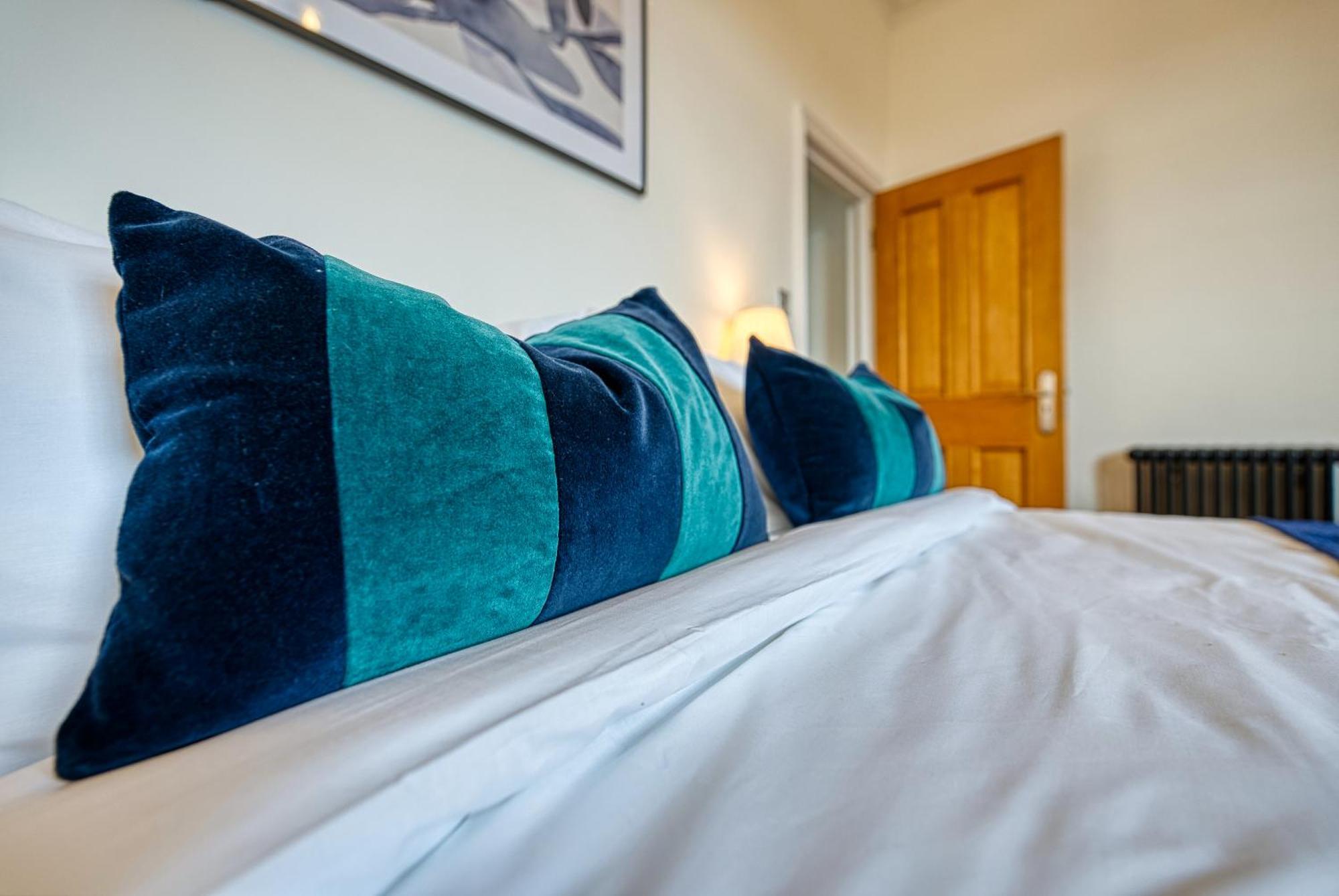 2-Bedroom Stunning, Modern & Spacious Apartment, Near Ocean Village, Central Southampton - Plenty Of Parking - By Blue Puffin Stays Exterior foto